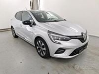 Usata Renault Clio V Evolution 90 CV (66 kW) 2022 Grigio Berlina