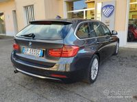 Usata BMW 318 Luxury Line 143 CV (105 kW) 2013 Grigio Station wagon