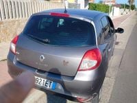 Usata Renault Clio II 75 CV (55 kW) 2010 Grigio Utilitaria