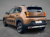 Usata Fiat Grande Panda 83 kW (113 CV) 2025 Marrone Utilitaria