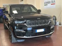 Usata Jeep Grand Cherokee Summit 379 CV (278 kW) 2023 Nero metallizzato SUV