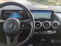 Usata Mercedes B180 Executive 116 CV (85 kW) 2020 Blu/azzurro Utilitaria