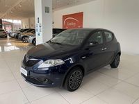Usata Lancia Ypsilon Gold 69 CV (50 kW) 2021 Blu/azzurro Utilitaria