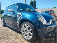 Usata Mini Cooper 116 CV (85 kW) 2006 Blu Utilitaria