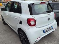 Usata Smart ForFour Passion 71 CV (52 kW) 2015 Bianco Utilitaria