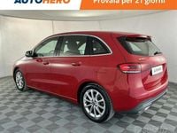 Usata Mercedes B180 115 CV (84 kW) 2019 Rosso Monovolume