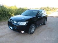 Usata Mitsubishi Outlander 150 CV (110 kW) 2015 Nero SUV