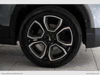 Usata Jeep Avenger 114 kW (156 CV) 2023 Grigio SUV