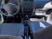 Usado Suzuki Ignis GL 83 CV (61 kW) 2002 Gris Utilitario