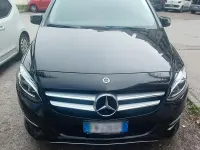 Usata Mercedes B200 Executive 163 CV (119 kW) 2018 Nero Utilitaria
