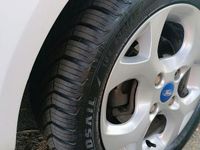 Usata Ford Fiesta Titanium 60 CV (44 kW) 2012 Bianco Utilitaria