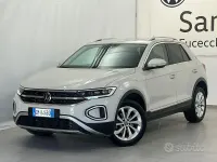 Usata VW T-Roc Style 116 CV (85 kW) 2023 Giallo SUV