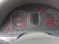 Usata Audi A4 120 CV (88 kW) 2004 Grigio Station wagon