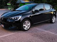Usata Renault Clio V 101 CV (74 kW) 2021 Nero Utilitaria