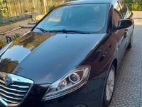 Usata Lancia Delta 105 CV (77 kW) 2012 Nero Utilitaria
