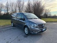 Usata Mercedes Vito 160 CV (117 kW) 2022 Grigio selenite Furgone