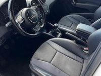 Usata Audi A1 105 CV (77 kW) 2012 Bianco Utilitaria
