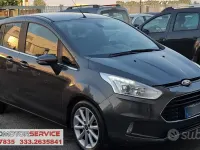 Usata Ford B-MAX Titanium 75 CV (55 kW) 2016 Grigio Monovolume
