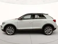 Usata VW T-Roc Advance 116 CV (85 kW) 2020 Pure white nero SUV