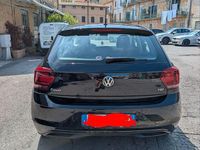 Usata VW Polo 60 CV (44 kW) 2020 Nero Utilitaria