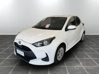 Gebraucht Toyota Yaris Hybrid Business Edition 92 PS (67 kW) 2022 Limousine