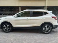 Używany Nissan Qashqai N-Connecta 110 KM (80 kW) 2018 Biały SUV