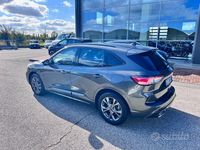 Usata Ford Kuga ST-Line 120 CV (88 kW) 2024 Grigio scuro SUV