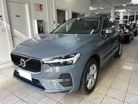 Usata Volvo XC60 Core 197 CV (144 kW) 2022 Grigio pastello SUV