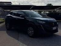 Usata Peugeot 2008 Active 102 CV (75 kW) 2023 Nero SUV