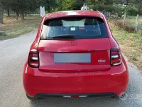 Usata Fiat 500e 86 kW (118 CV) 2022 Rosso Berlina
