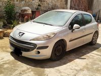 Gebraucht Peugeot 207 73 PS (53 kW) 2008 Grau Kleinwagen