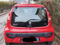 Usata Peugeot 107 68 CV (50 kW) 2012 Rosso Utilitaria