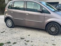 Usata Lancia Musa 95 CV (69 kW) 2007 Grigio Monovolume