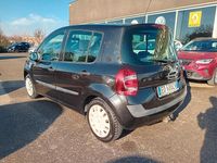 Usata Renault Modus 75 CV (55 kW) 2010 Nero Monovolume