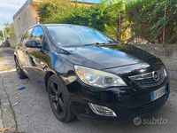 Usata Opel Astra 2010 Nero Utilitaria