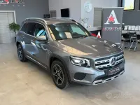 Usata Mercedes GLB200 150 CV (110 kW) 2020 Grigio SUV