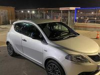 Usata Lancia Ypsilon 69 CV (50 kW) 2018 Grigio Utilitaria