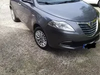 Usata Lancia Ypsilon Gold 69 CV (50 kW) 2015 Utilitaria