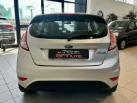Usata Ford Fiesta Titanium 95 CV (69 kW) 2017 Argento Utilitaria