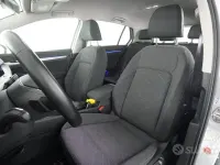Usata VW Golf VIII Life 150 CV (110 kW) 2022 Argento riflesso Berlina