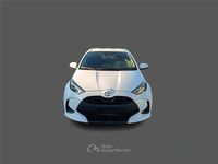 Usata Toyota Yaris Hybrid Active 92 CV (67 kW) 2025 Bianco Berlina