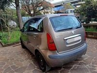 Usata Lancia Musa 90 CV (66 kW) 2007 Marrone Monovolume