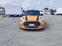 Usata Mini Cooper D 116 CV (85 kW) 2017 Arancione Utilitaria