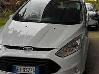 Usata Ford B-MAX 100 CV (73 kW) 2014 Bianco Monovolume