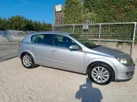Usata Opel Astra Enjoy 101 CV (74 kW) 2007 Grigio Berlina