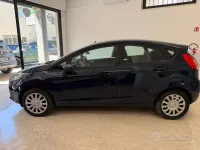 Usata Ford Fiesta Business Edition 95 CV (69 kW) 2016 Blu Utilitaria