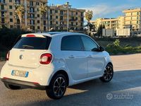 Usata Smart ForFour 90 CV (66 kW) 2017 Bianco Utilitaria
