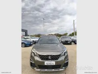 Usata Peugeot 3008 GT-line 131 CV (96 kW) 2019 Grigio SUV