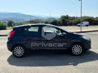 Usata Ford Fiesta 75 CV (55 kW) 2015 Bluazzurro Utilitaria