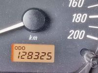 Usata Opel Agila 58 CV (42 kW) 2005 Grigio Monovolume